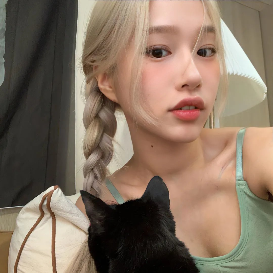 玉女撩春